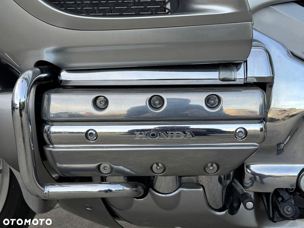 Honda GL - 26