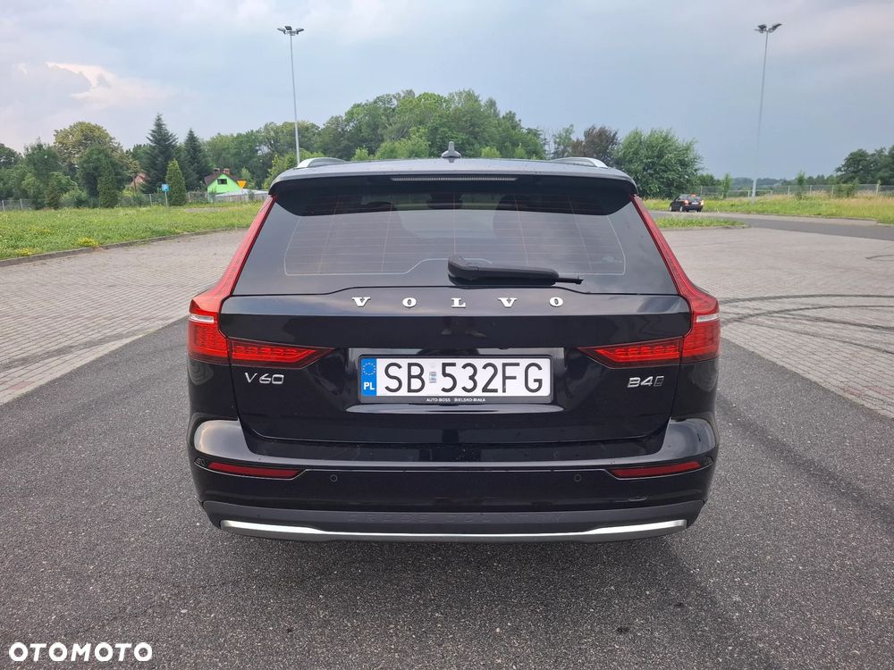 Volvo V60 Cross Country Plus B4 D AWD - 4