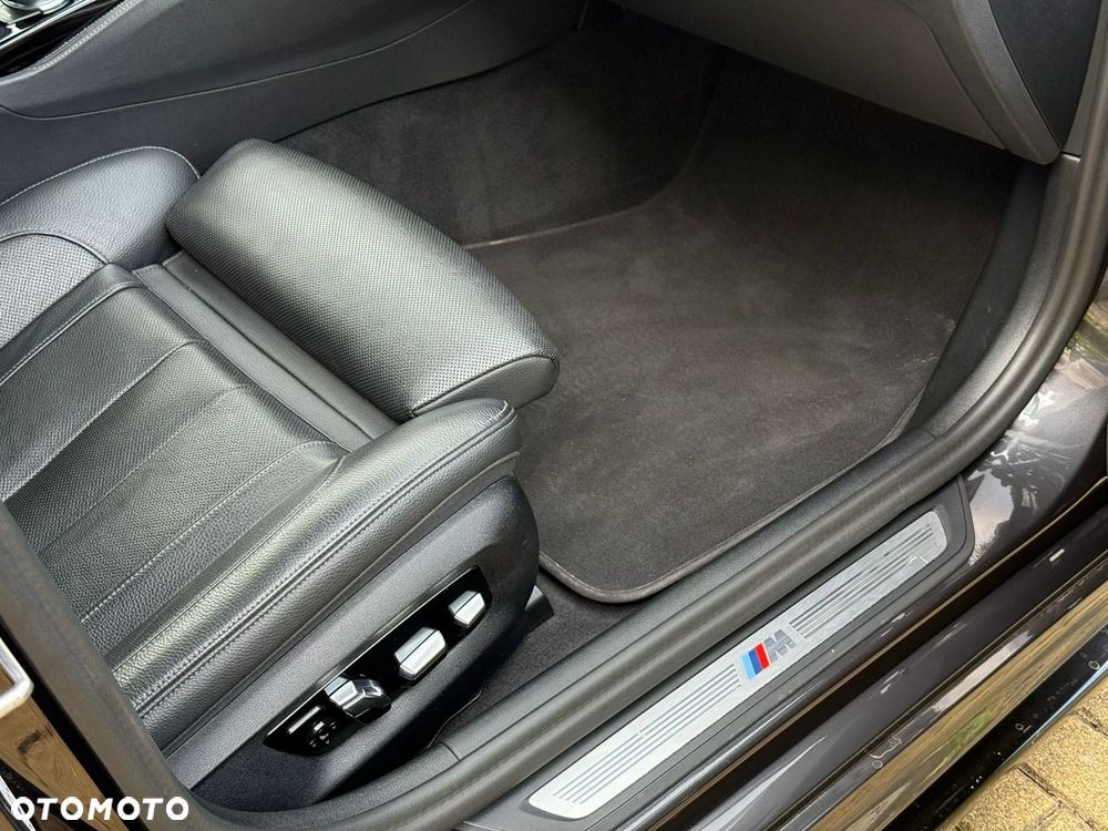 BMW Seria 5 - 21