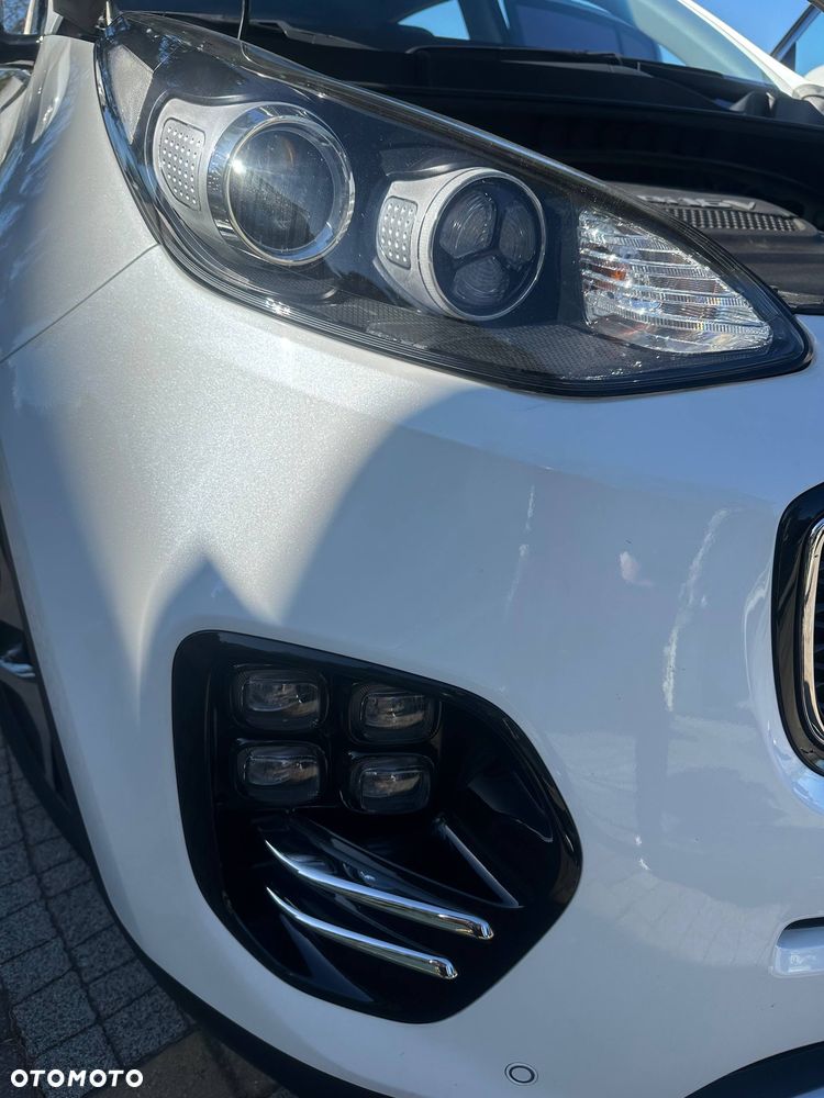 Kia Sportage 2,0 CRDI AWD GT Line - 6