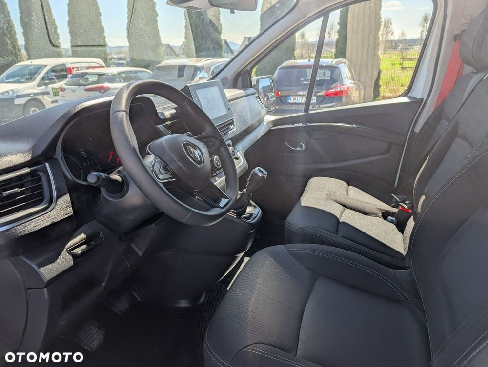 Renault Trafic - 11