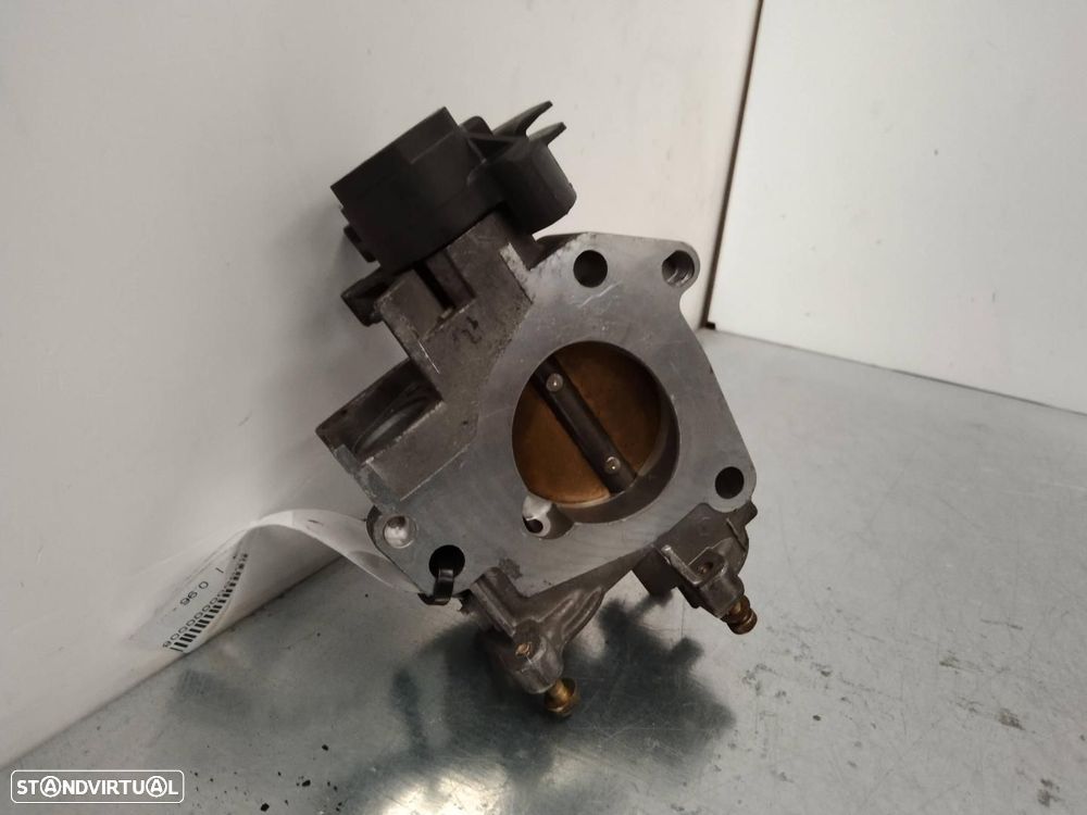 CORPO DE BORBOLETAS PEUGEOT 106 - 1