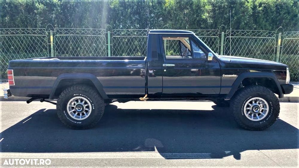 Jeep Comanche - 4