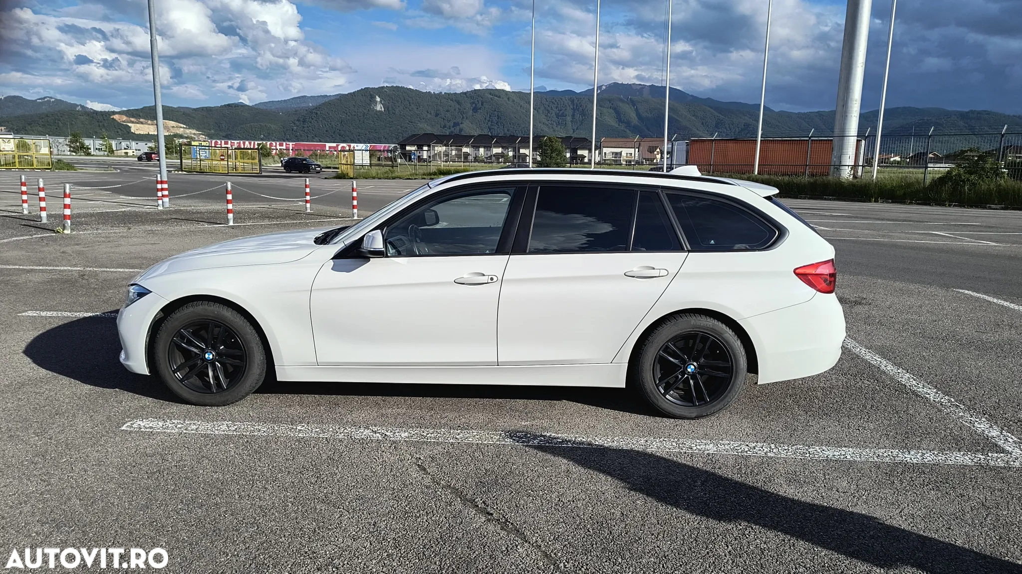 BMW Seria 3 320i Touring Aut. Advantage - 19