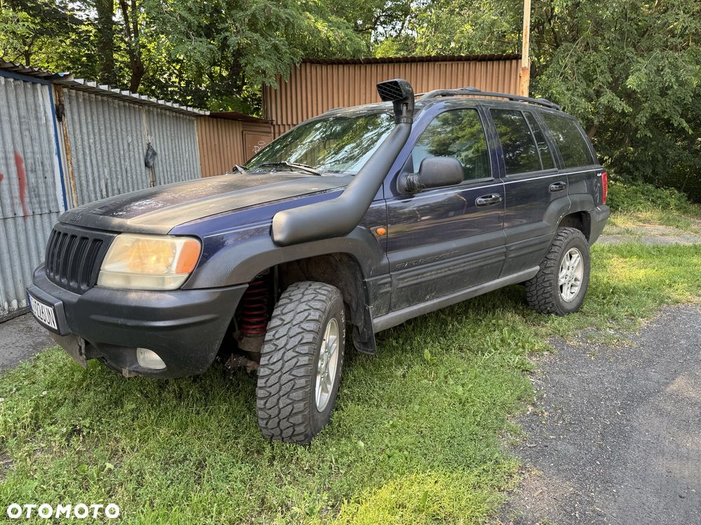 Jeep Cherokee - 1