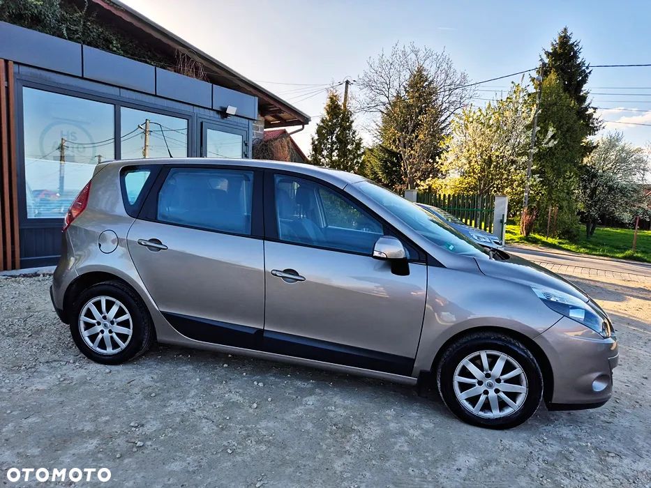 Renault Scenic 1.6 16V 110 Paris - 10