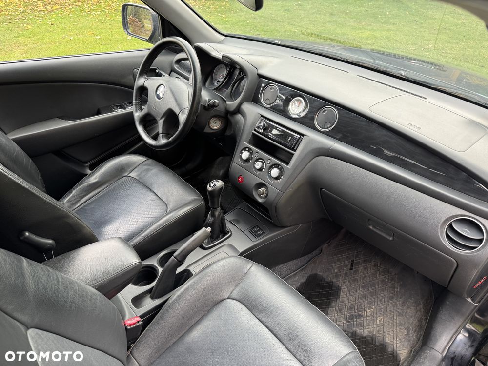 Mitsubishi Outlander 2.0 Comfort 4WD - 17