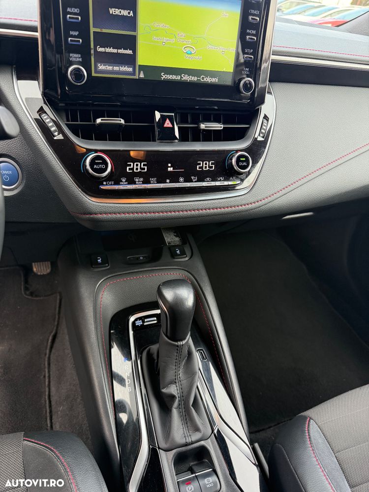 Toyota Corolla 1.8 Hybrid Comfort - 19