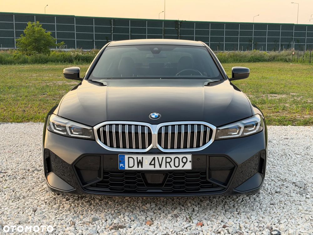 BMW Seria 3 320d xDrive mHEV M Sport - 3