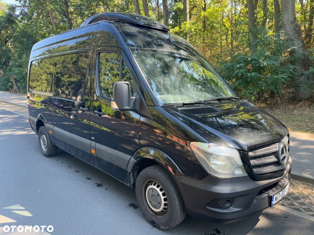 Mercedes-Benz Sprinter 319 - 1
