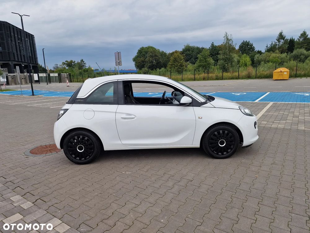 Opel Adam 1.2 Black Jack - 11