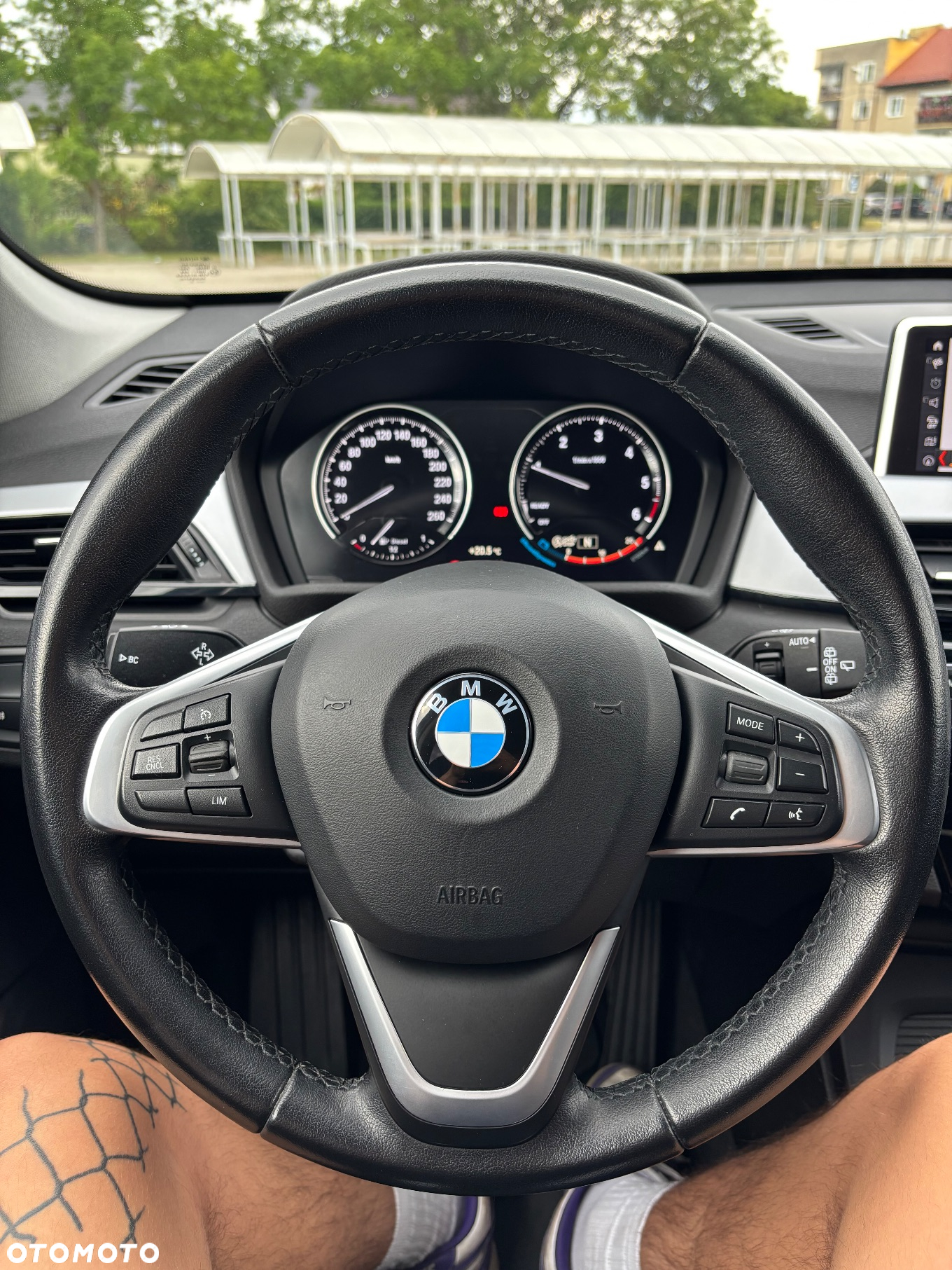 BMW X1 sDrive16d - 19