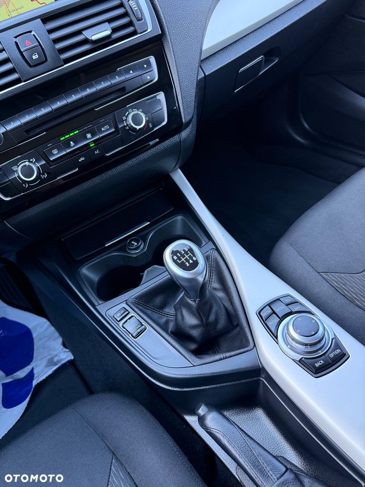 BMW Seria 1 116d EfficientDynamics Edition Urban Line - 29