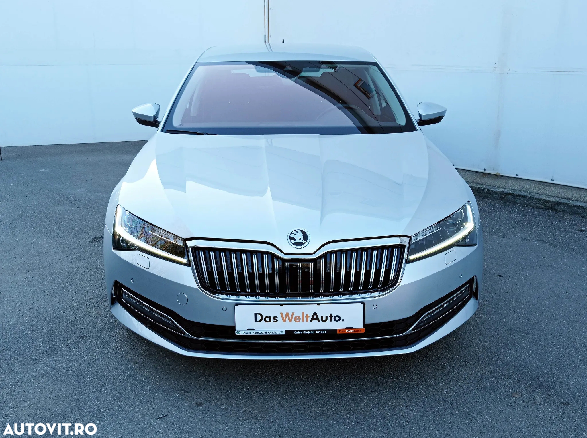Skoda Superb 2.0 TDI DSG Style - 2