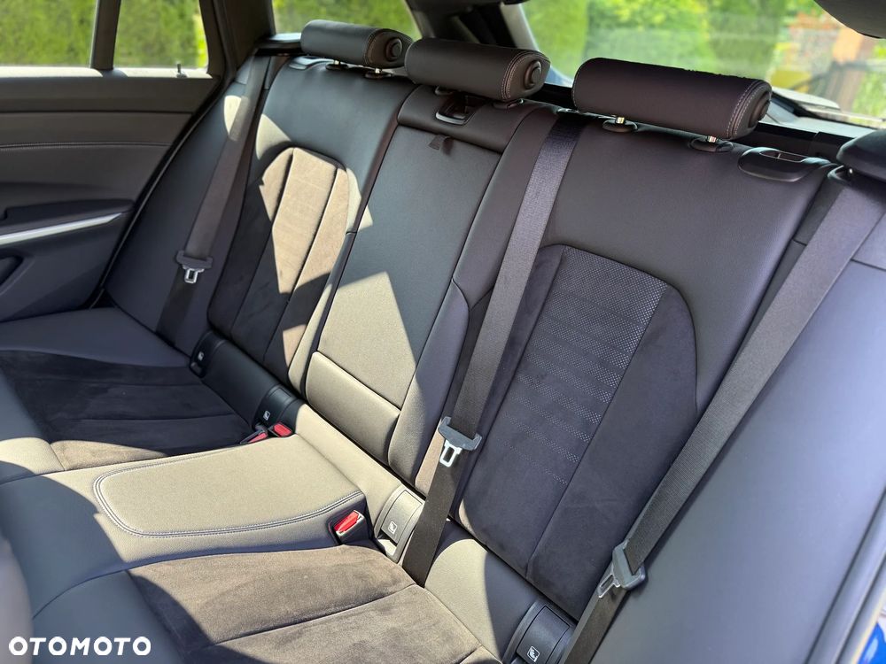 BMW Seria 3 320d xDrive M Sport sport - 18