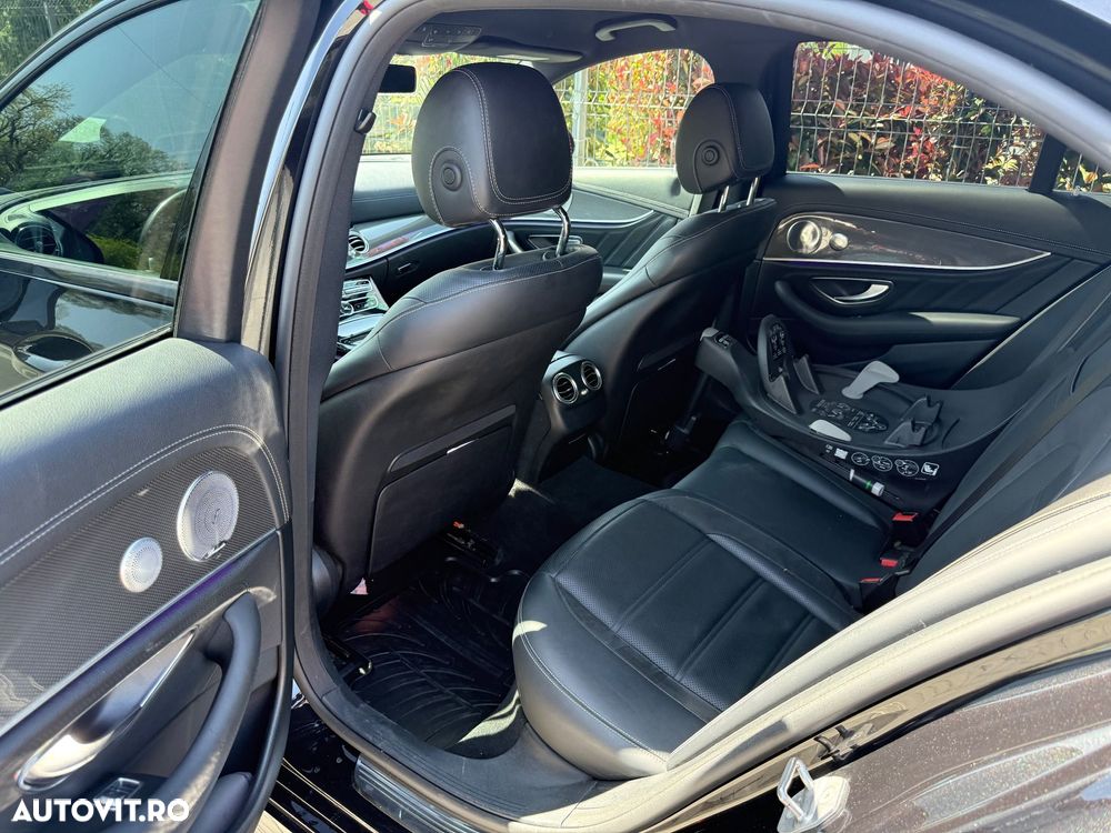 Mercedes-Benz E 43 AMG 4MATIC 9G-TRONIC - 7