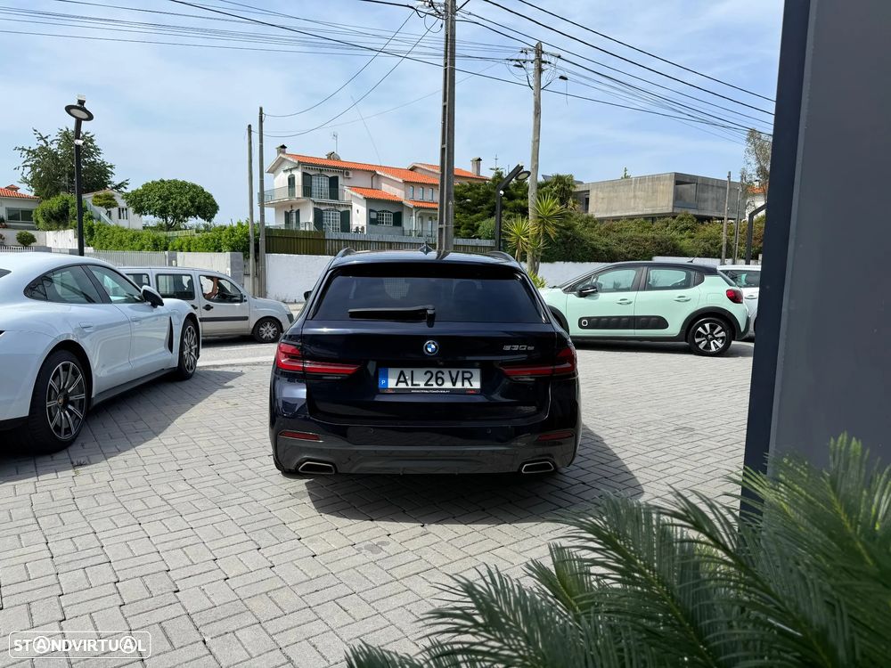 BMW 530 e Pack Desportivo M - 9