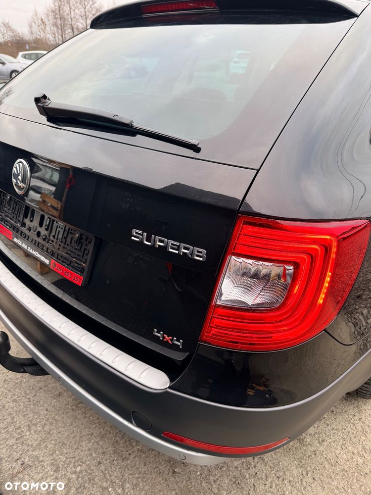 Skoda Superb 2.0 TDI Green tec 4x4 DSG Ambition - 17