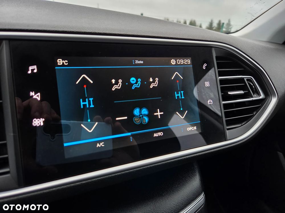 Peugeot 308 BlueHDi 130 Active Pack - 26