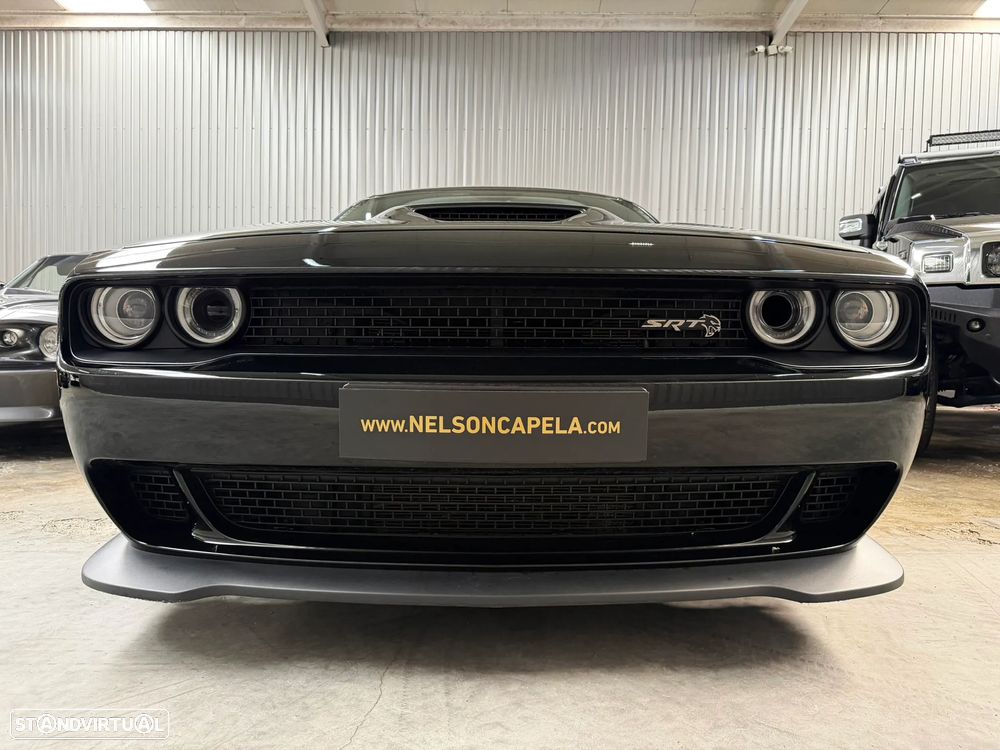Dodge Challenger Auto SRT Hellcat - 15