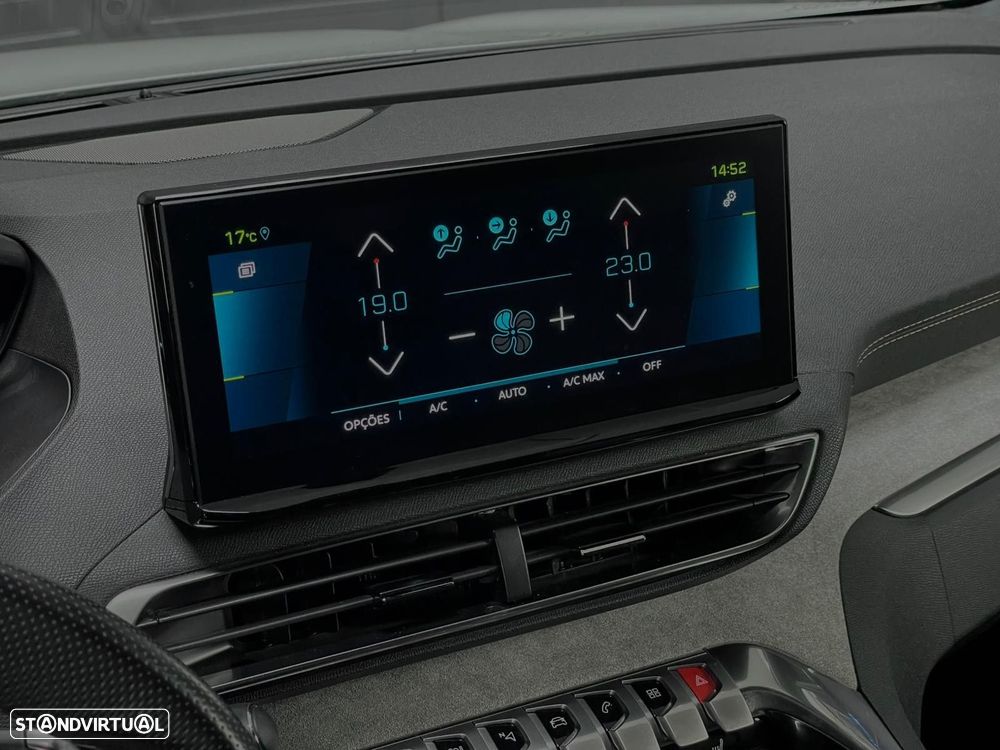 Peugeot 3008 1.6 Hybrid GT Line e-EAT8 - 26