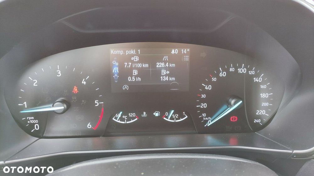 Ford Focus 1.5 EcoBlue Start-Stopp-System ST-LINE DESIGN - 31