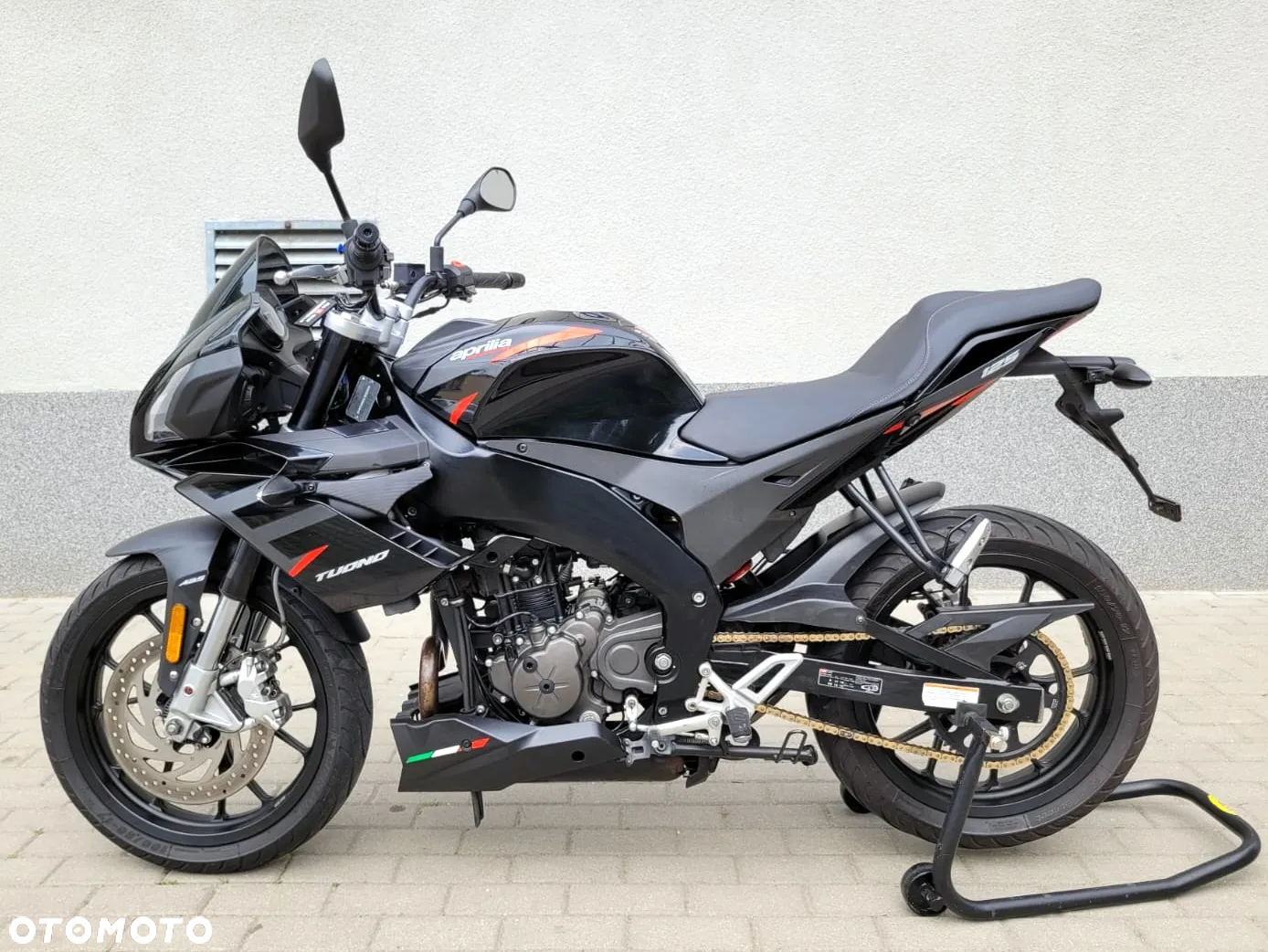 Aprilia Tuono - 5