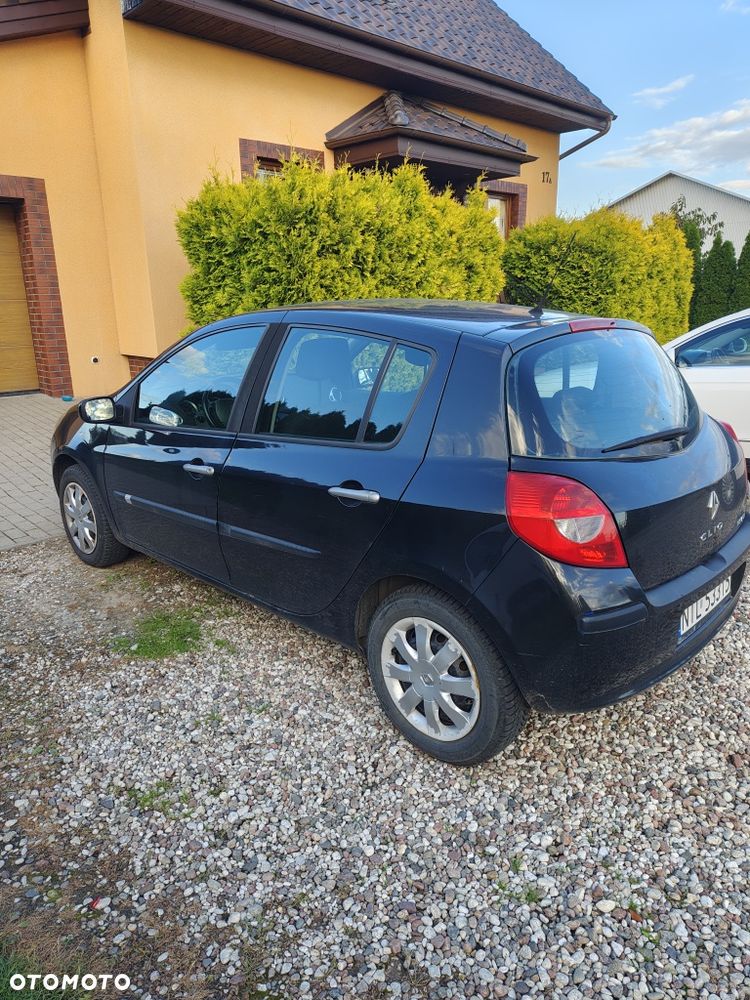 Renault Clio - 5