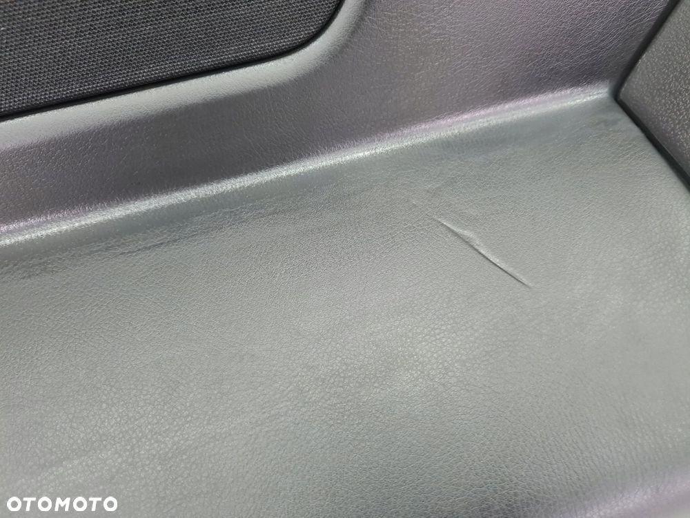 VW T5 T6 MULTIVAN tapicerka boczek prawy tył - 3