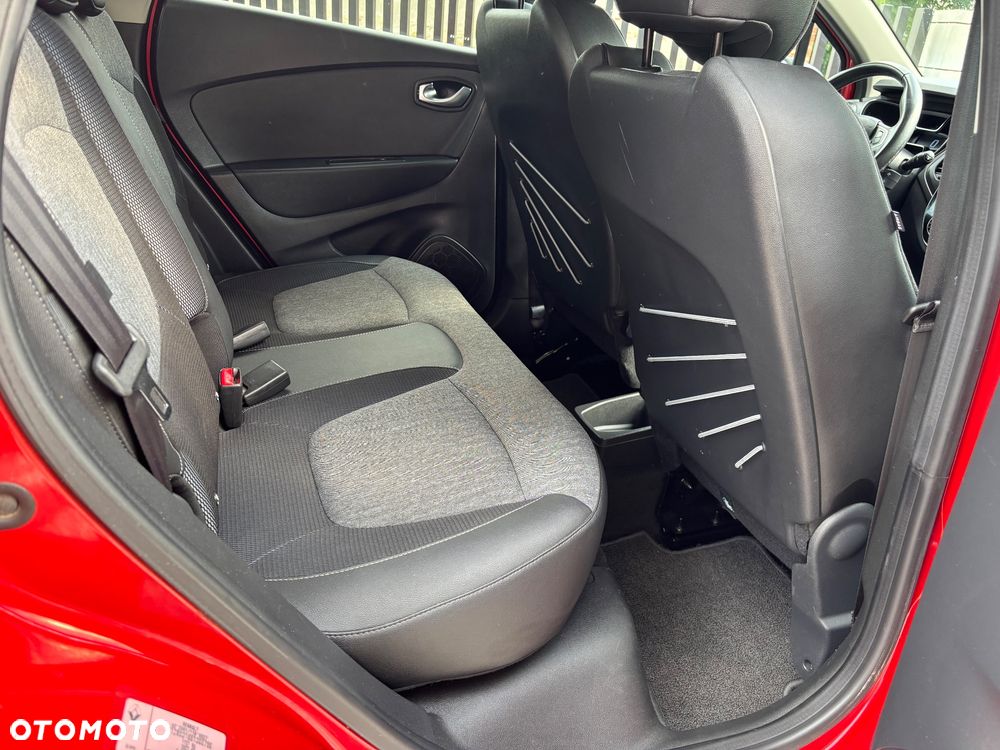 Renault Captur - 32