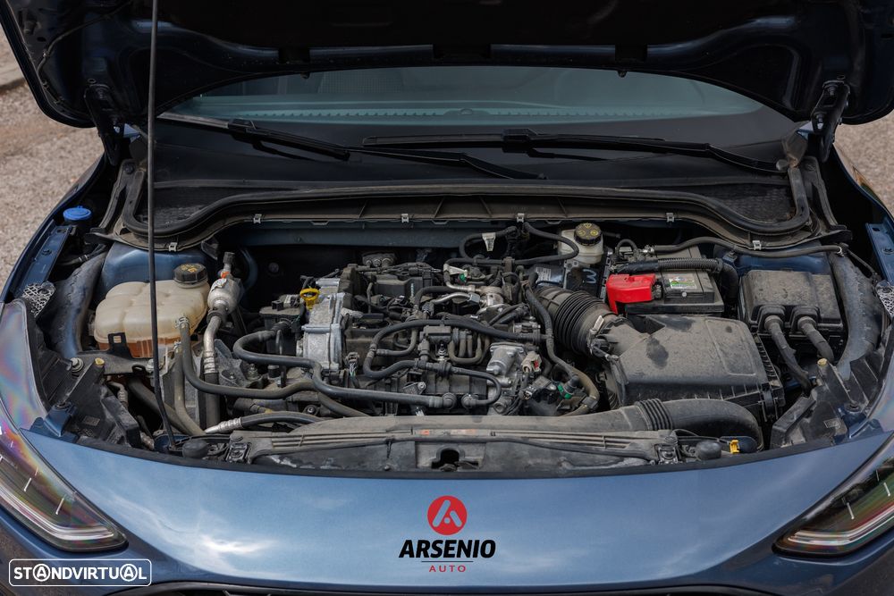 Ford Focus SW 1.0 EcoBoost Hybrid Aut. ST-LINE - 46