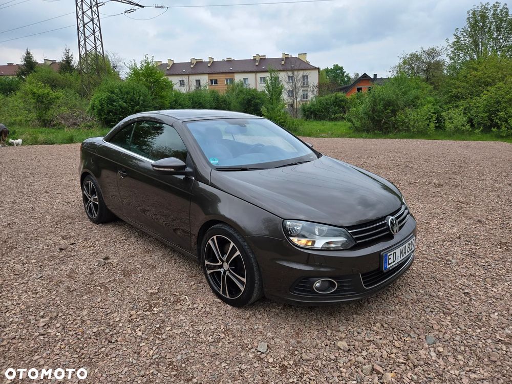 Volkswagen Eos 2.0 TDI DPF DSG BlueMotion Technology - 2