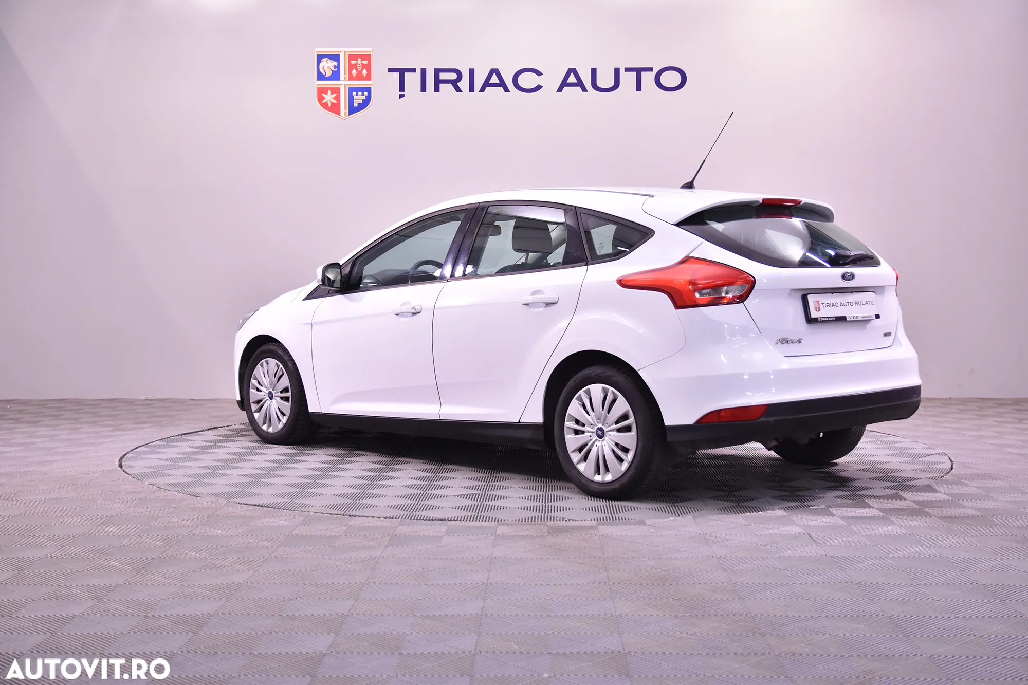 Ford Focus - 3