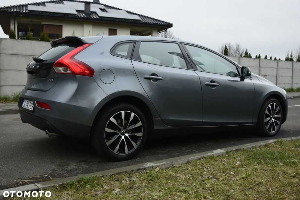 Volvo V40 T3 Geartronic - 25