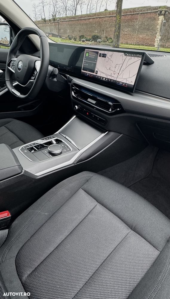 BMW Seria 3 318i Aut. - 8