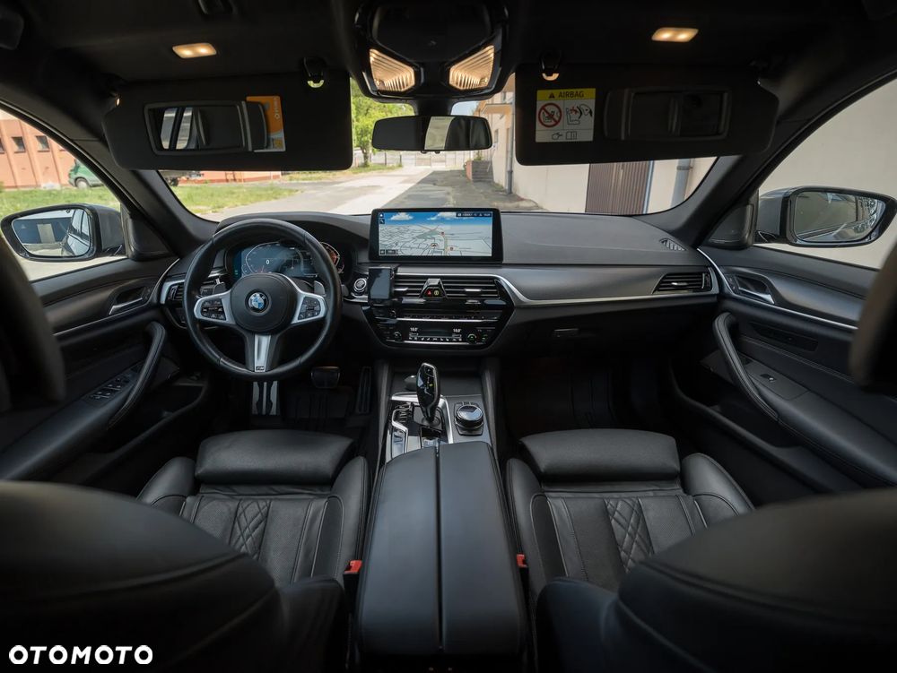 BMW Seria 5 540d xDrive mHEV M Sport sport - 30