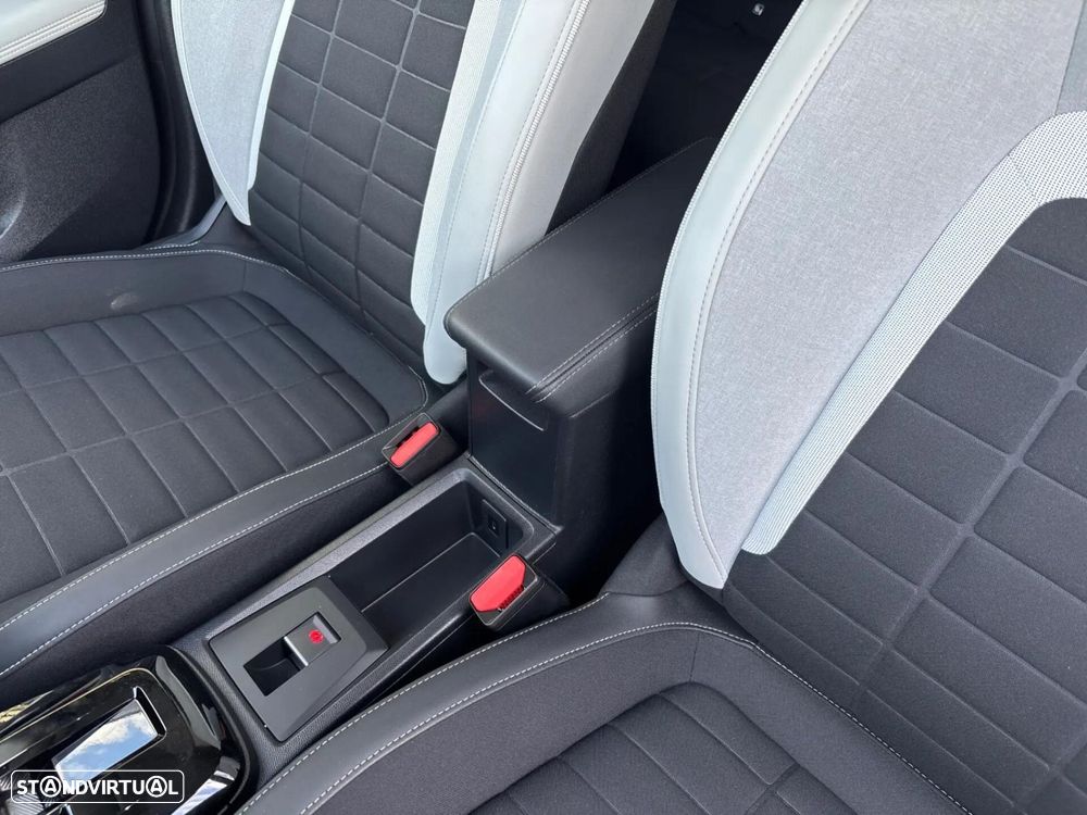 Citroën e-C3 44 kWh Autonomia Conforto Max - 17