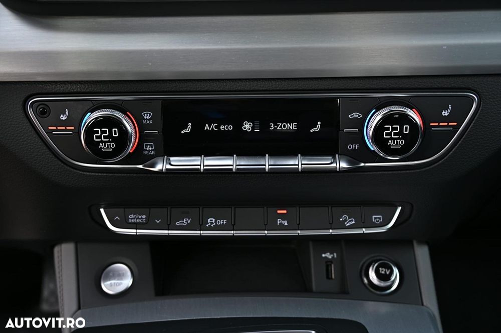 Audi Q5 55 TFSIe quattro S tronic S line business - 23