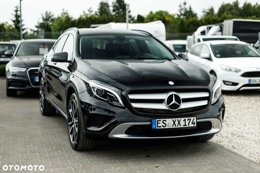 Mercedes-Benz GLA 220 CDI 4Matic 7G-DCT - 14