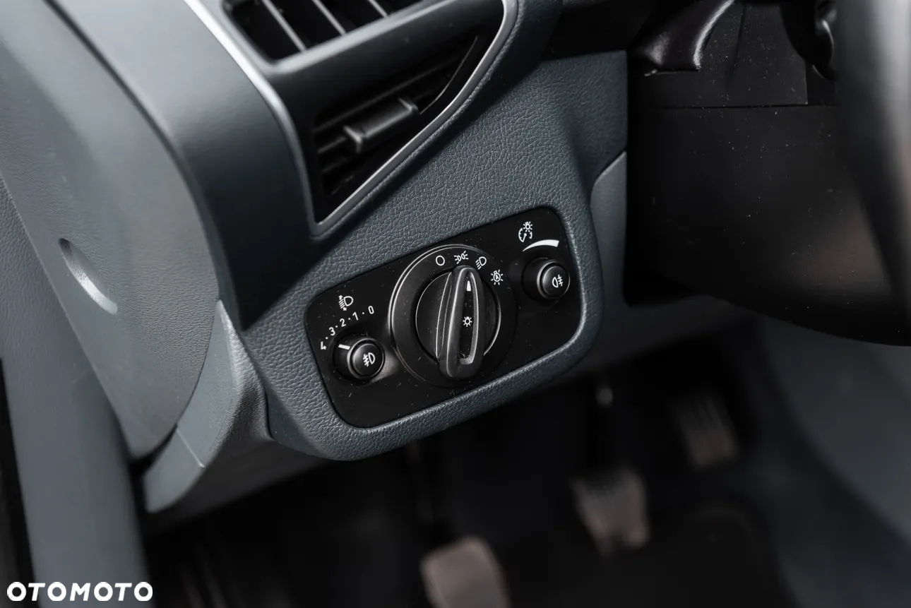 Ford C-MAX - 17