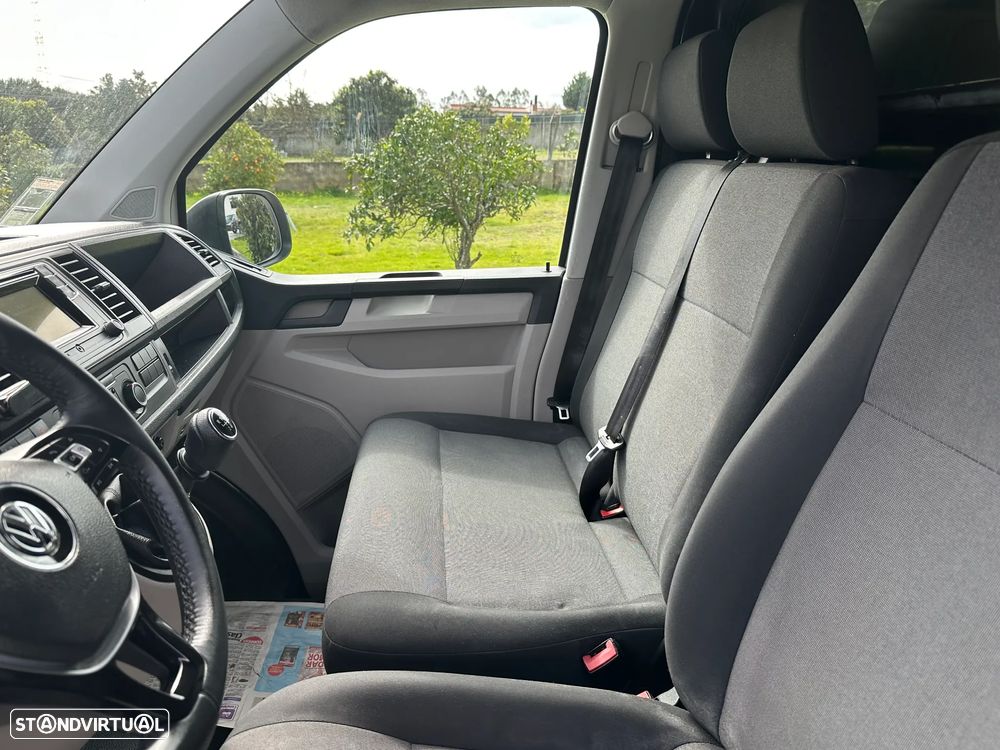 VW TRANSPORTER 2.0 TDI  IVA DESCRIMINADO - 21