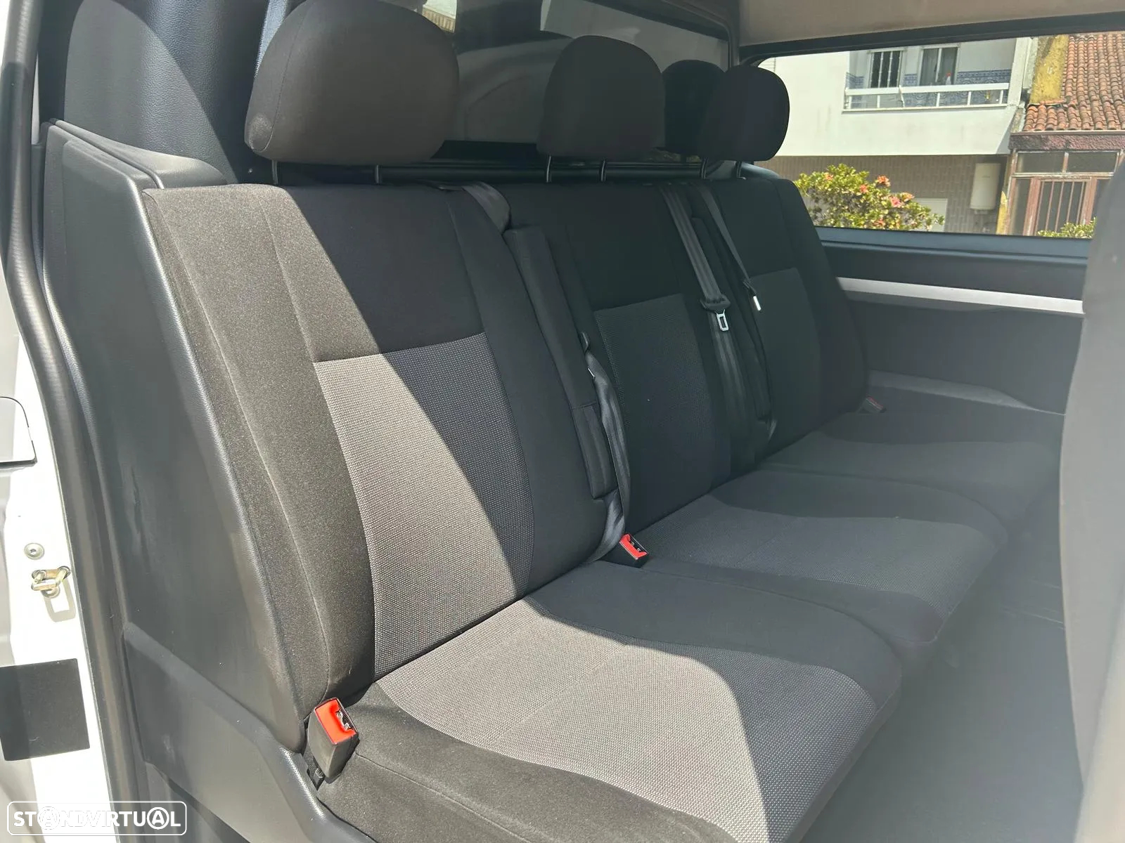 Toyota Proace 1.5 D-4D L1 6L - 16