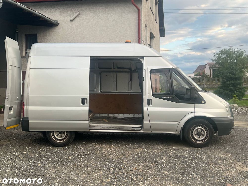 Ford Transit - 4