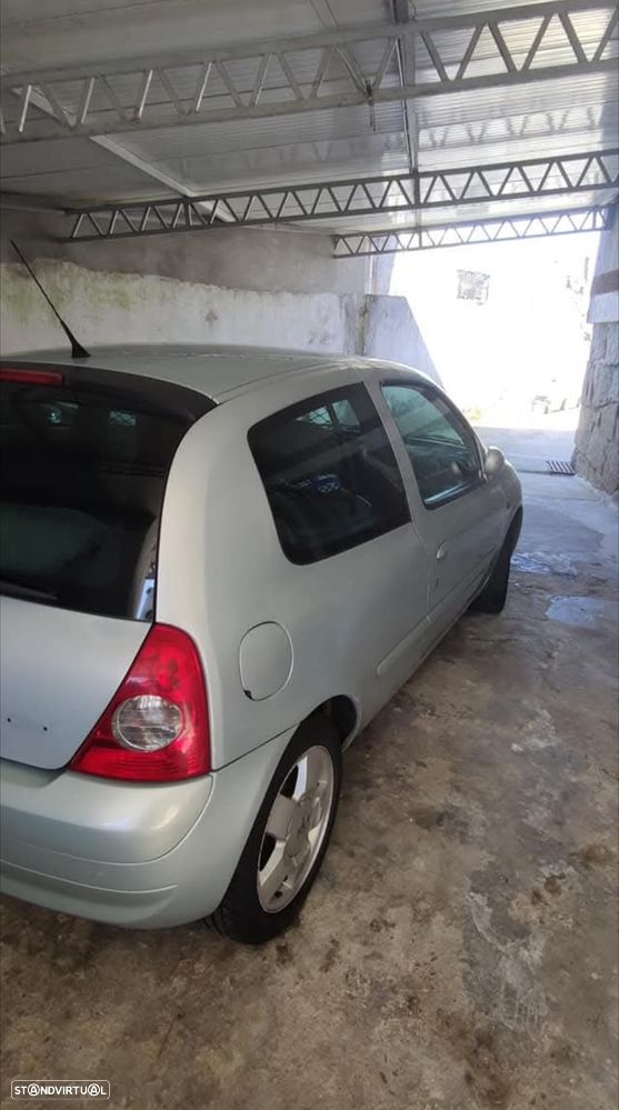 Renault Clio 1.5 dCi Extreme - 5
