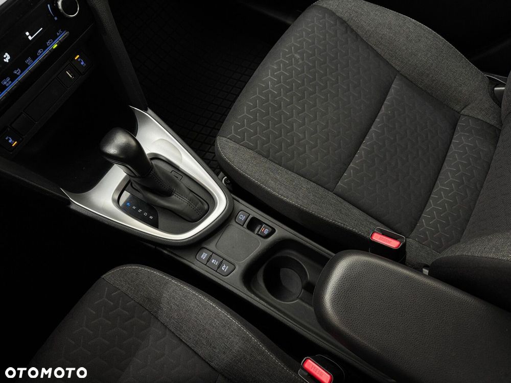 Toyota Yaris Cross Hybrid 1.5 Comfort - 25