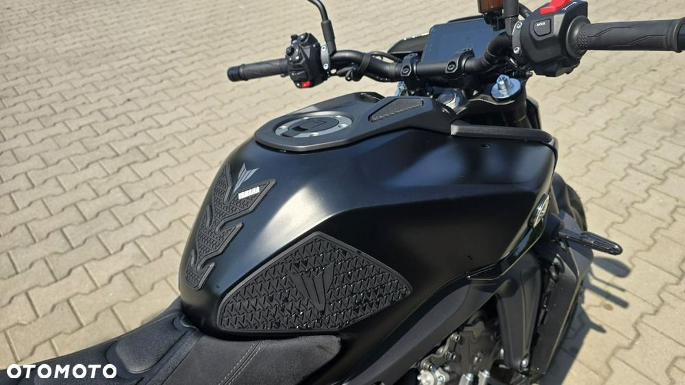 Yamaha MT - 15