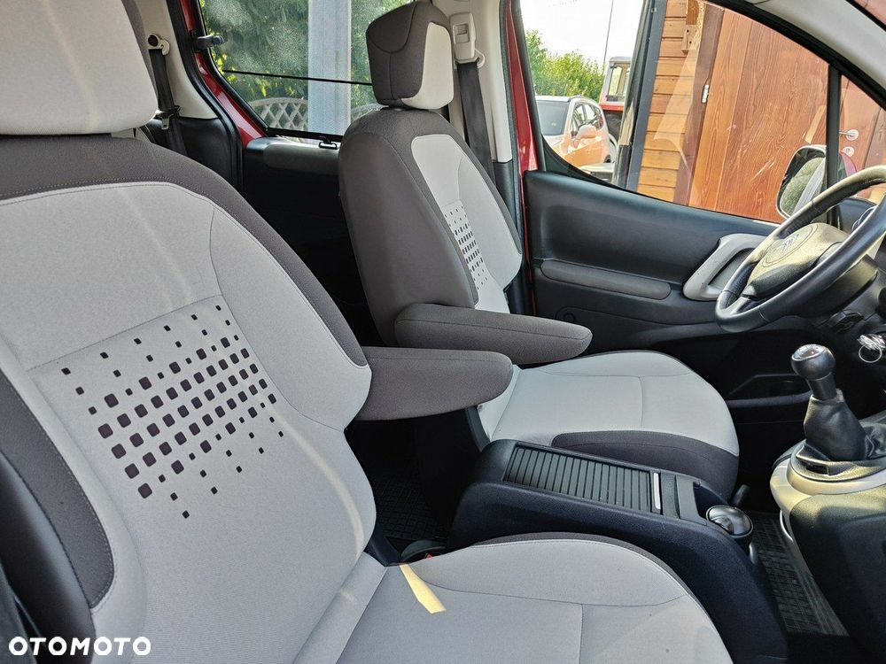 Citroën Berlingo Multispace HDi 115 FAP Selection - 19