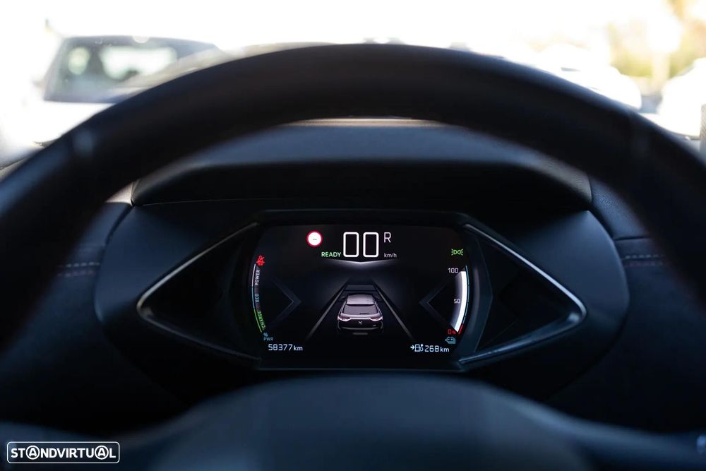 DS DS3 Crossback E-TENSE PERFORMANCE LINE + - 18