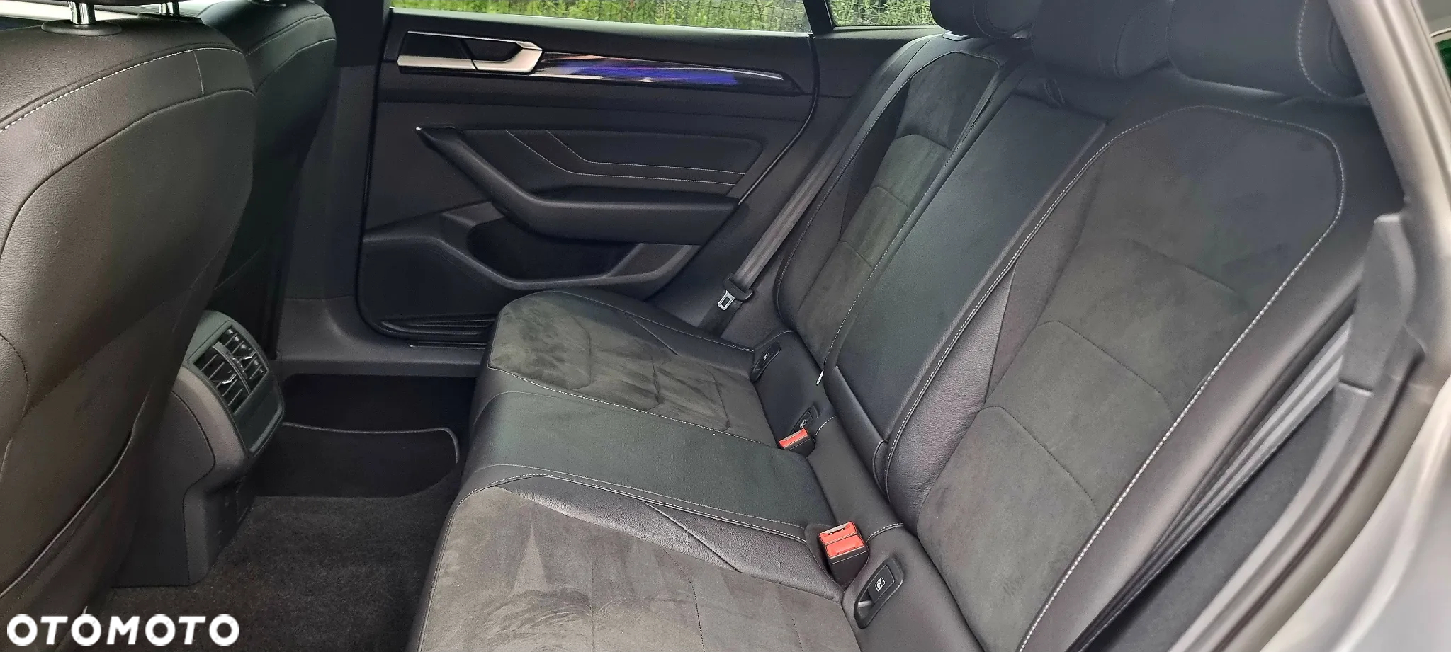 Volkswagen Arteon 2.0 TDI 4Motion R-Line DSG - 18