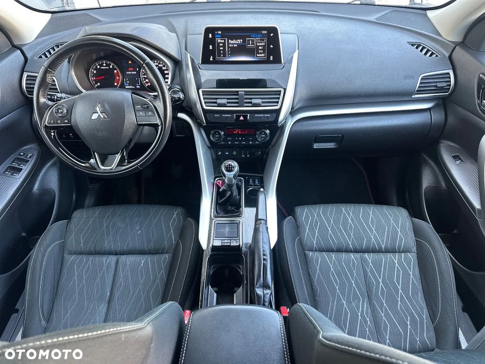 Mitsubishi Eclipse Cross 1.5 T Intense - 20